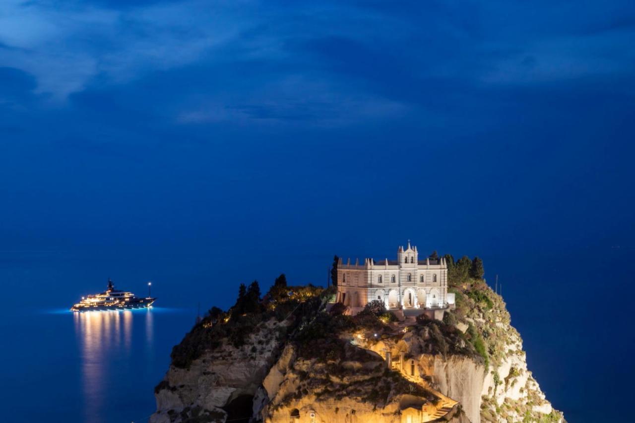 All'Angolo Della Torre Tropea Exteriér fotografie